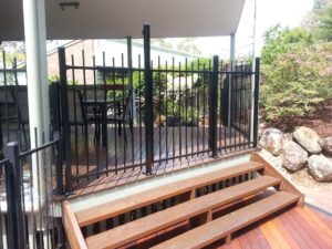 custom aluminium pool fence with wider gaps and alternanting heights